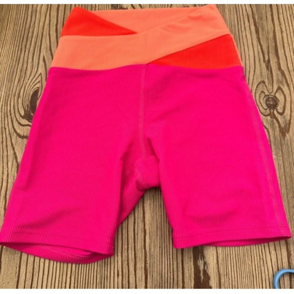Beach Riot Cora Bike Short in Magenta Coral Size XS Ribbed Women's Athletic